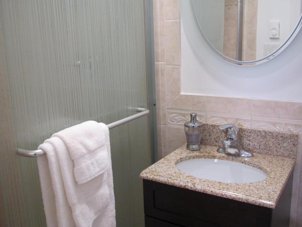 Bowers House Bed and Breakfast photo 3