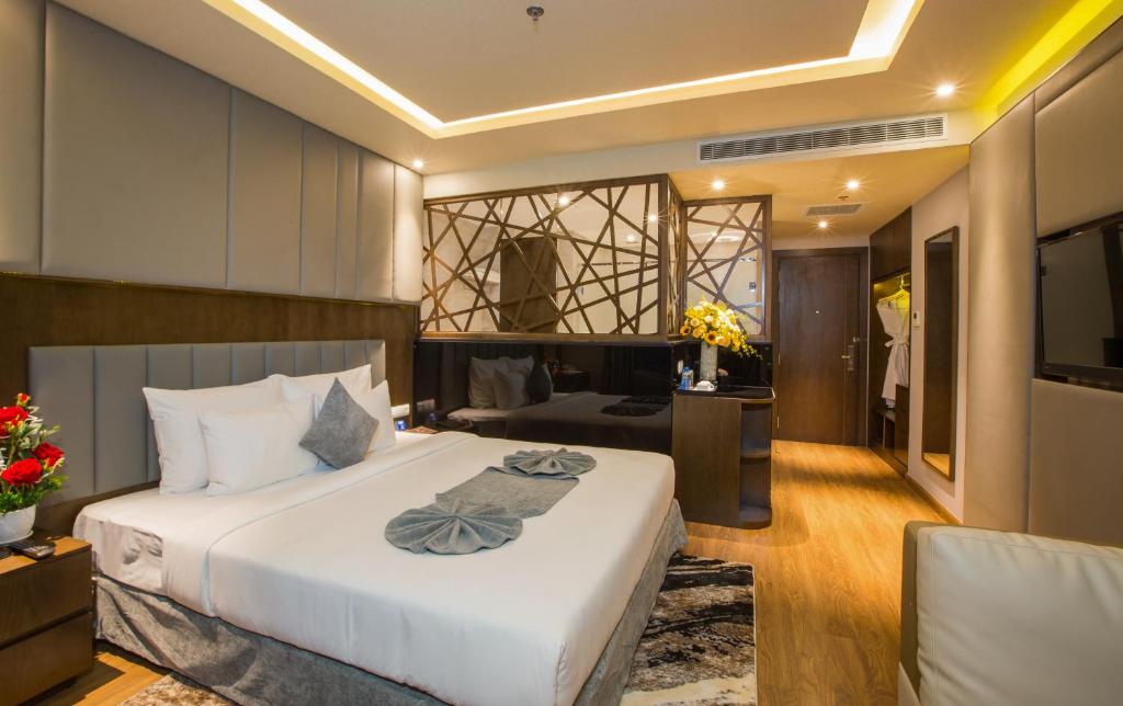 Двухместный (Номер с кроватью размера «king-size» и видом на море), DTX Hotel Nha Trang