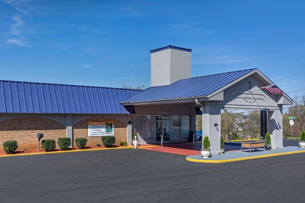 Quality Inn & Suites image