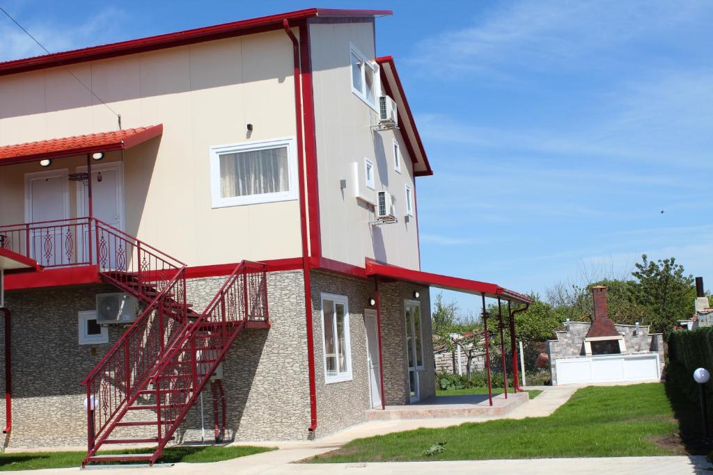 Guest House Valiland photo 2