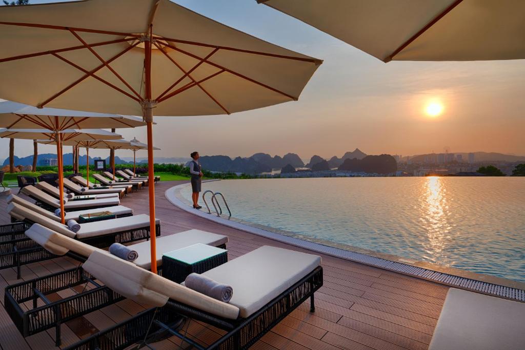 FLC Halong Bay Golf Club & Luxury Resort