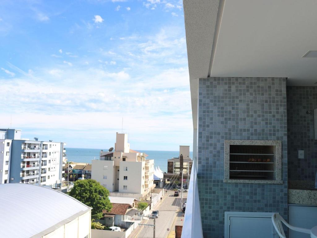 Aluguel Apartamento 2 quartos s/ 1 suíte 80m Mar| Bombas/SC photo 1