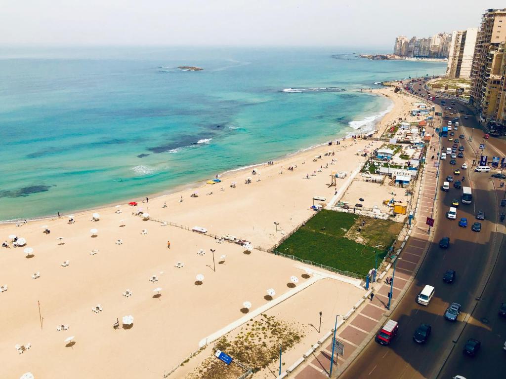 Toscanini Apartament اول صف مباشره