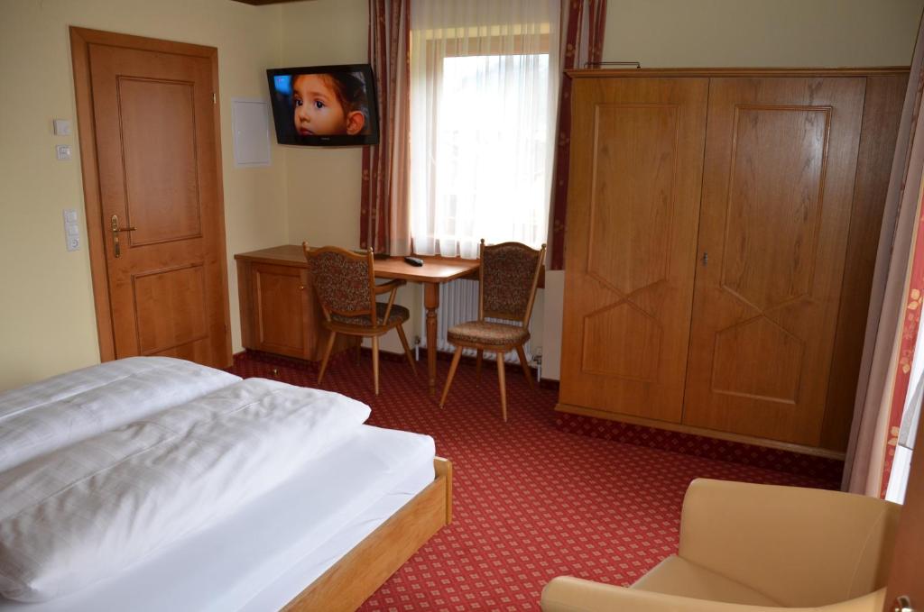 Двухместный (Двухместный номер с 1 кроватью и балконом), Hotel-Pension Strolz
