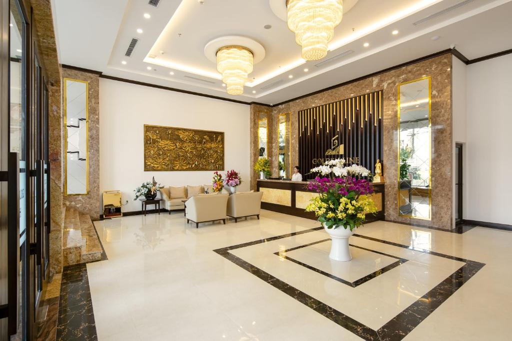 Golden Line Hotel Danang