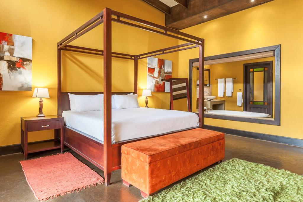 Riverstone Lodge photo 1