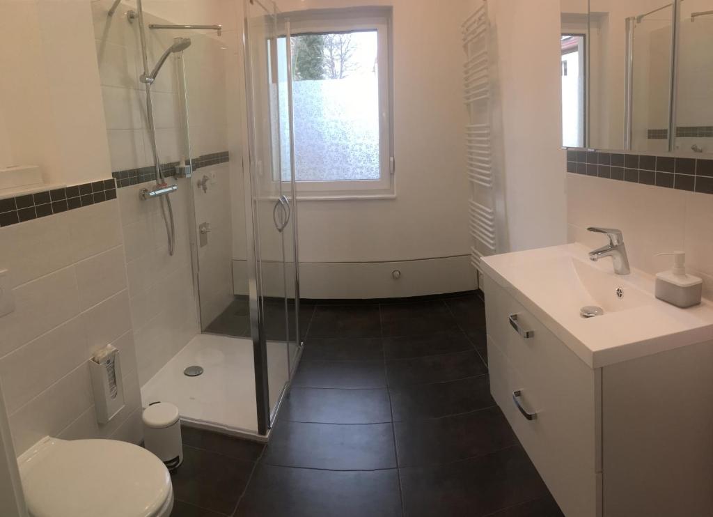 zentral gelegene top ausgestattete Wohnung photo 4