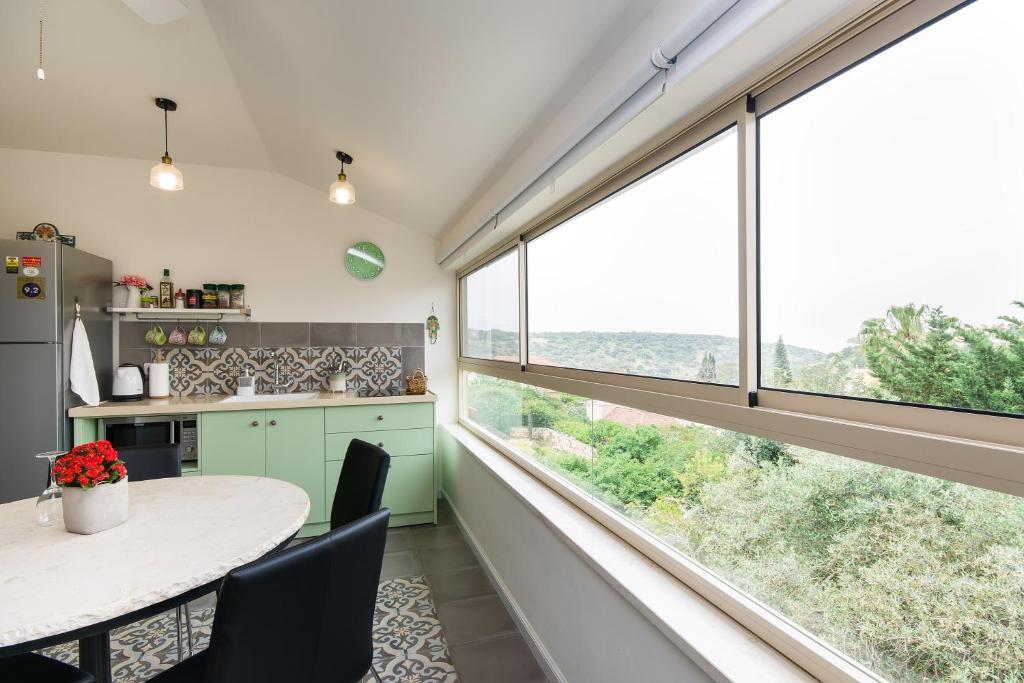 Homey suite in Zichron Yaakov photo 1