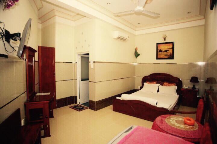 Двухместный (Стандартный номер с кроватью размера «king-size»), Tan Dat Hoa Hotel