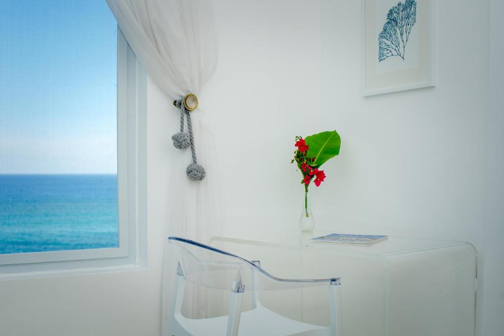 Ocho Rios Penthouse at Whispering Seas photo 4