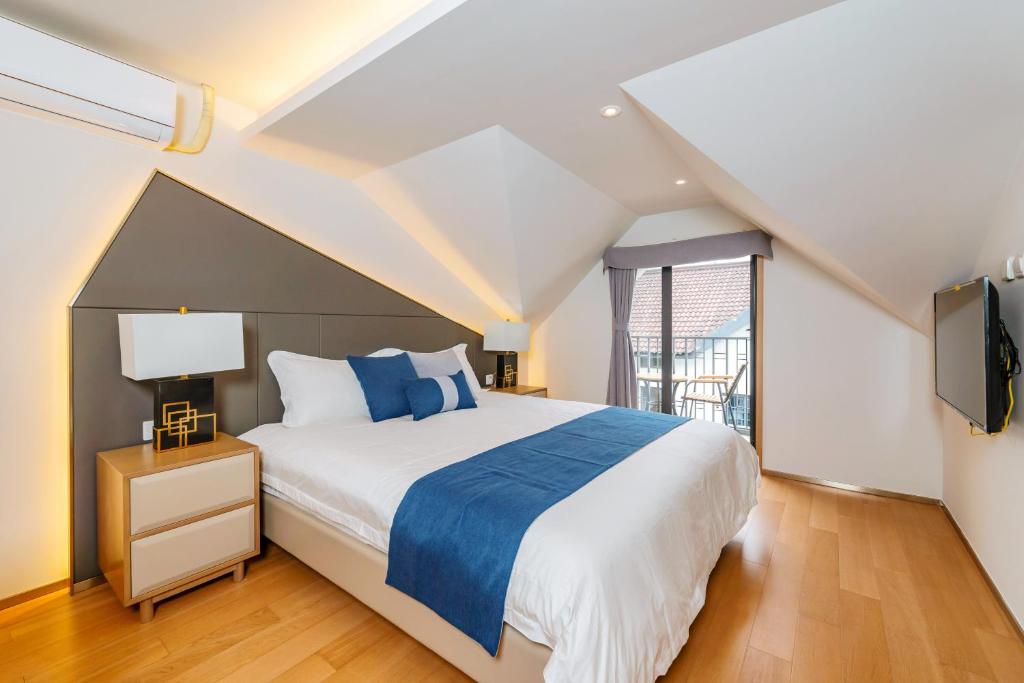 Двухместный (Двухместный номер с 1 кроватью и террасой), Hangzhou Ziwei Boutique Homestay