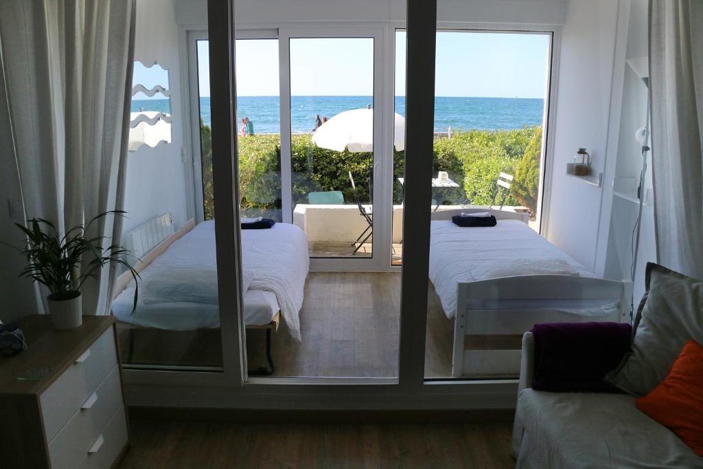 Hendaye Beach Studio, front de mer avec parking privé photo 4