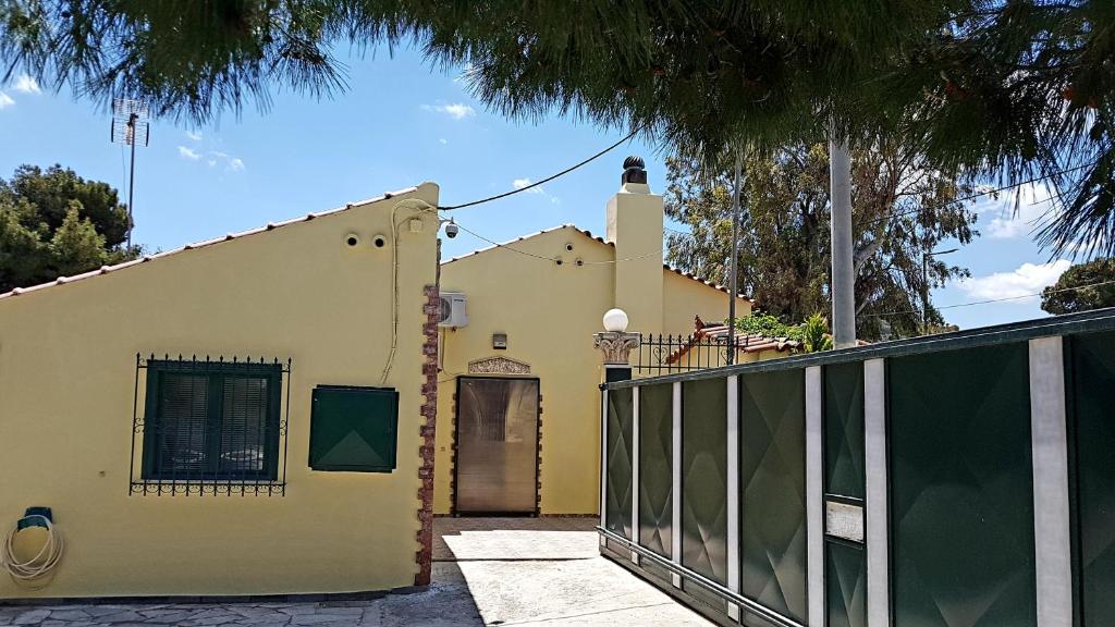 Silis House on the beach photo 4