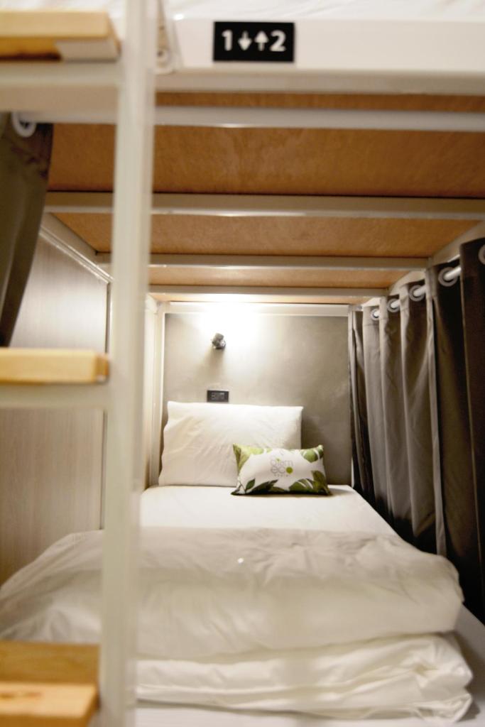 Номер (Кровать в общем 6-местном номере для мужчин и женщин), Siam Eco Hostel