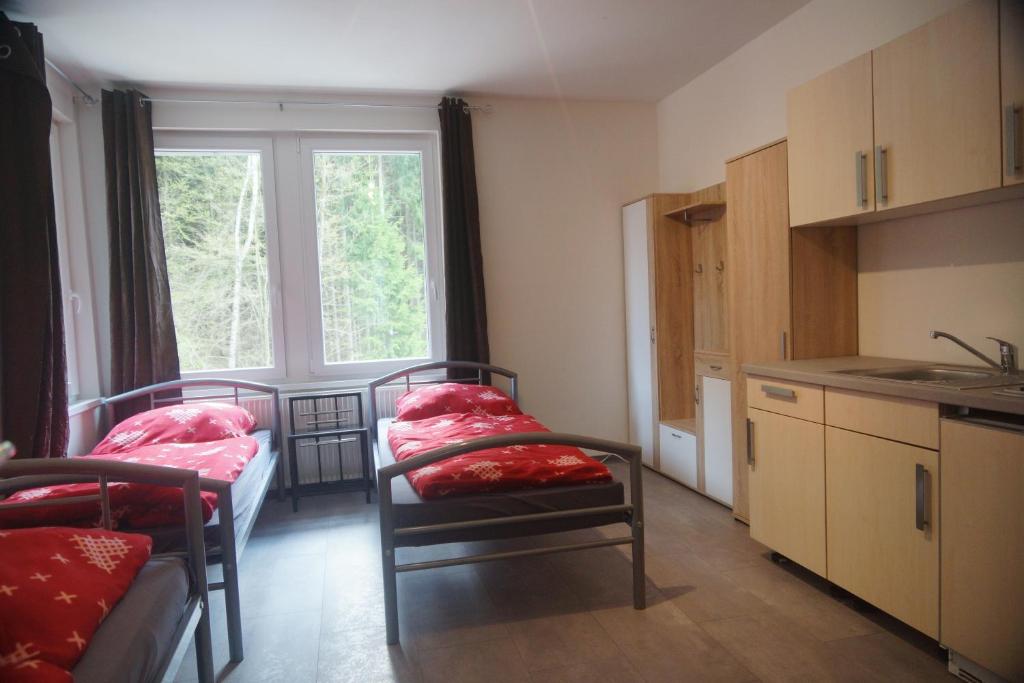 Bahnhof Grenzau Room Type - Economy Quadruple Room with Shared Bathroom