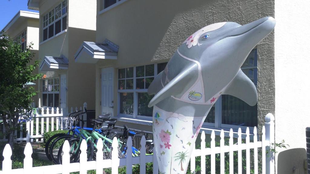 Barefoot Beach Resort photo 2