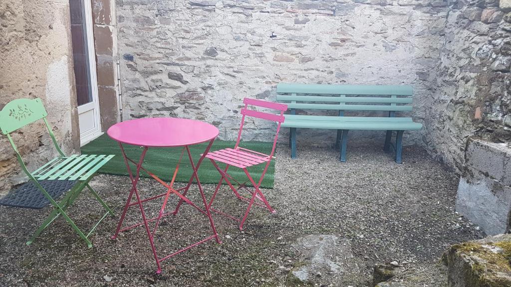 Petite maison au cœur du Berry photo 2
