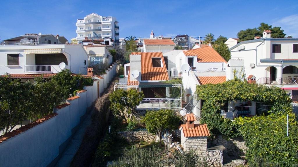 Vacation Home Mirjana photo 4