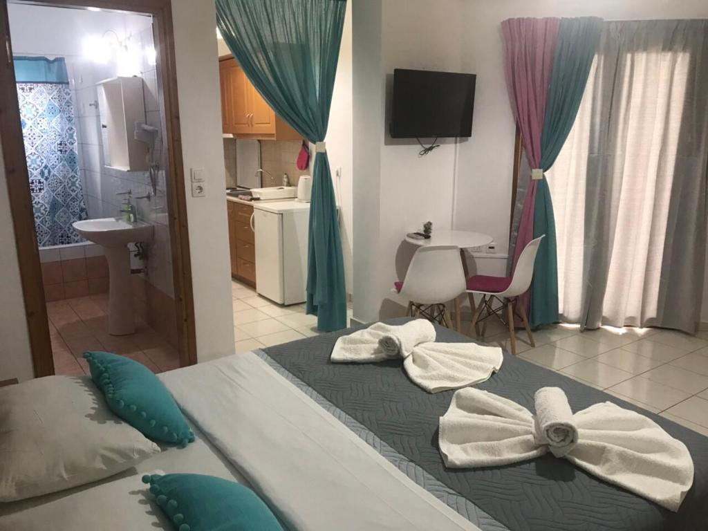 Vrisi Apartments & Villa photo 2