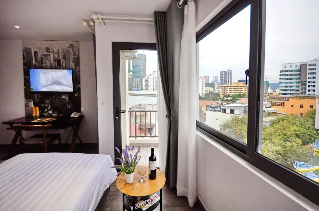 Двухместный (Двухместный номер с 2 отдельными кроватями и окном), King Homestay Hotel with terrace