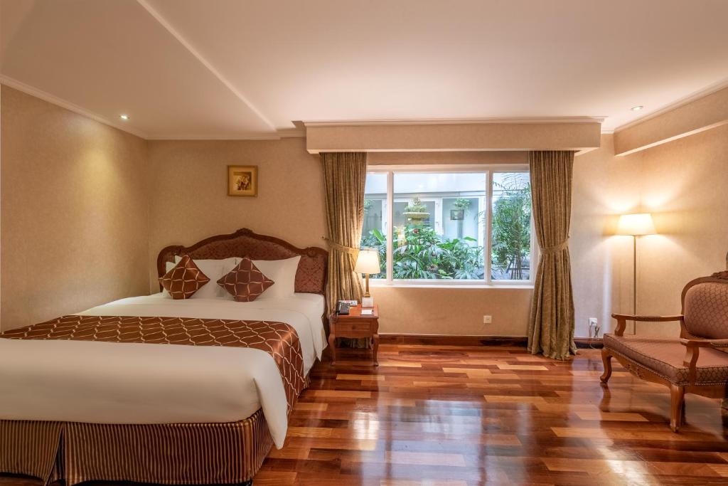 Двухместный (Номер «Премиум» Делюкс с кроватью размера «king-size»), Grand Hotel Saigon