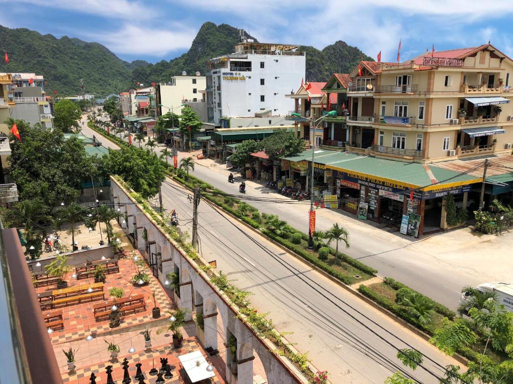 Starlet Hotel Phong Nha