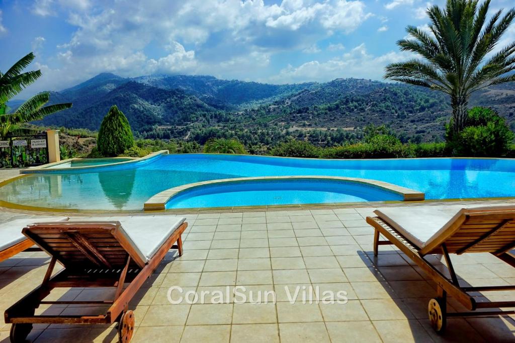 Amazing Luxury Villa, In Paphos, Extremely Large Pool. Jacuzzi, Gym, Games Room photo 1