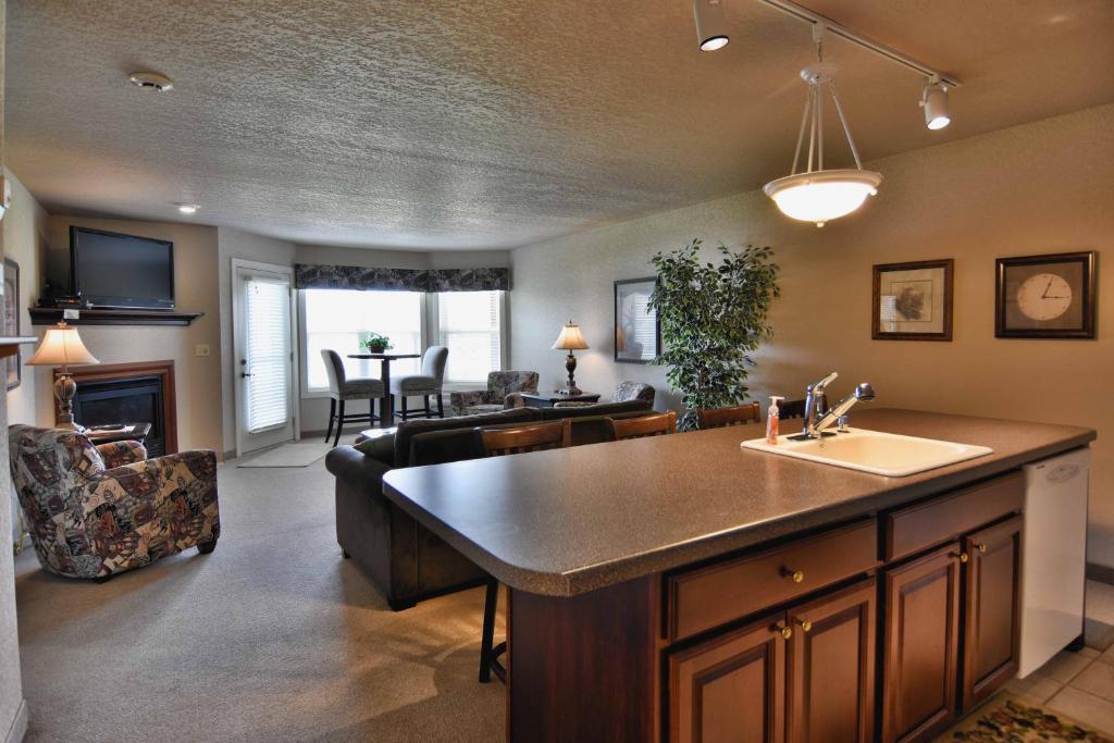 Unit 311 1 BD/ 1 BA Condo image