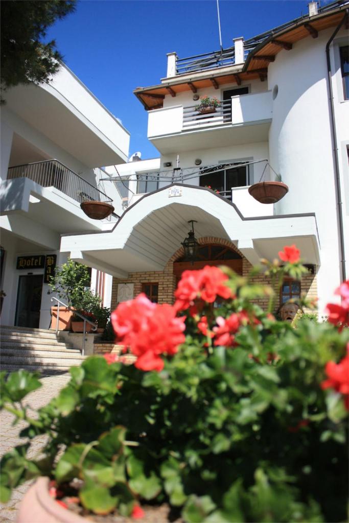 Hotel Ristorante La Bilancia photo 2