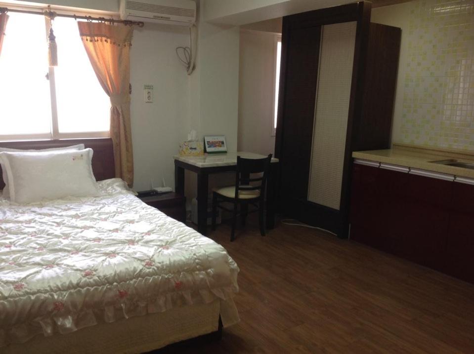 Hi Hotel photo 2