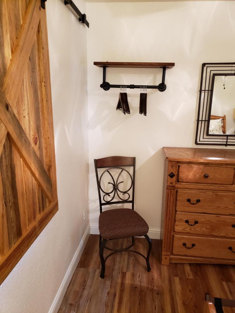 Yosemite Foothill Retreat - Private Guest Suite #3 photo 2