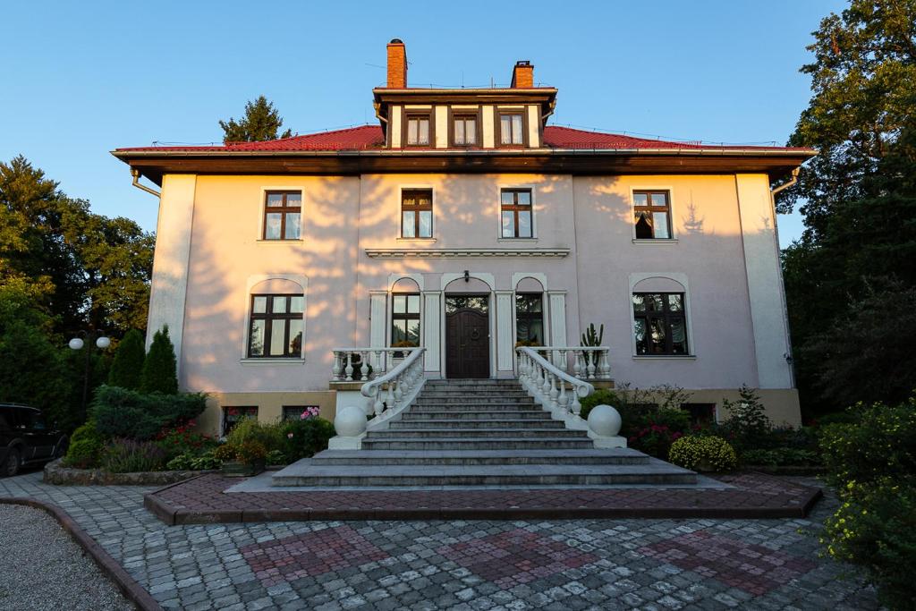 Pałac Pozorty photo 2