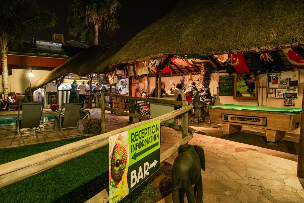 Chameleon Backpackers & Guesthouse photo 3
