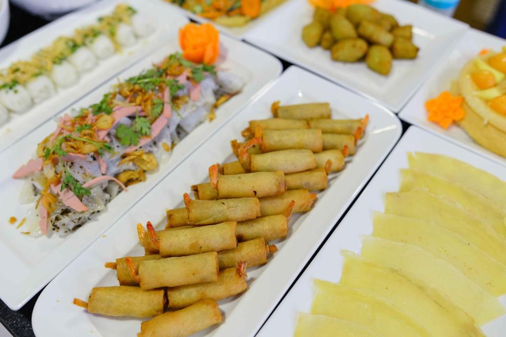 Khách sạn Dragon Palace