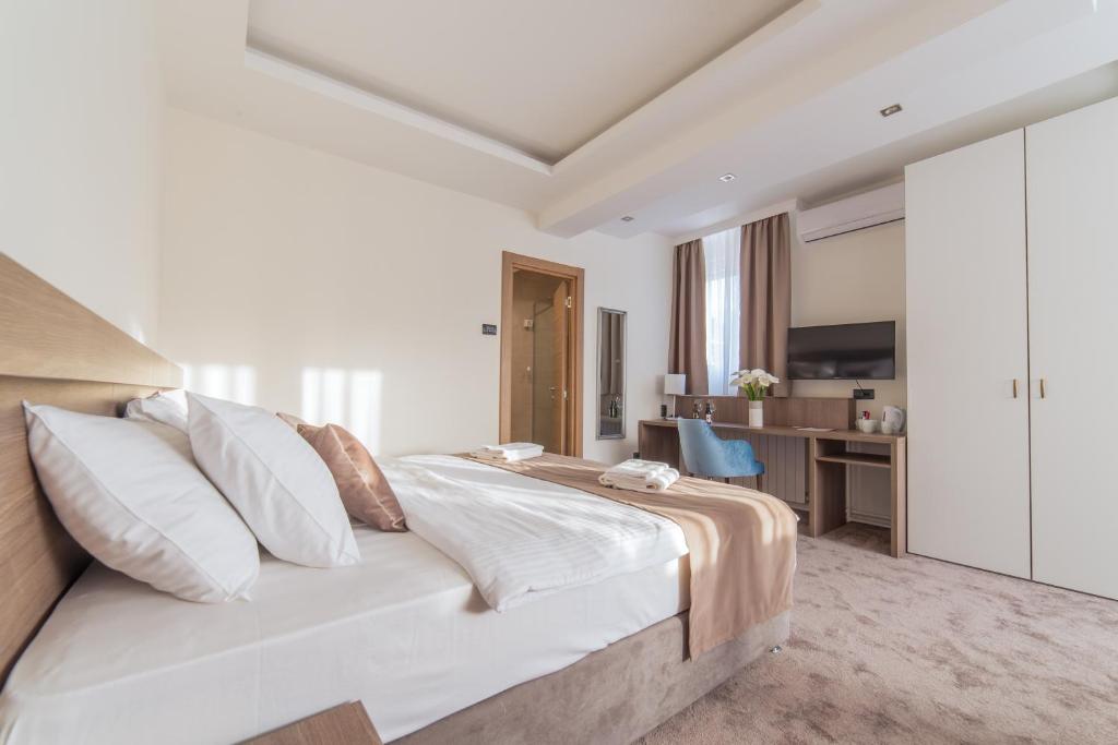 Четырехместный (Четырехместный номер Делюкс), M House Bed and Breakfast