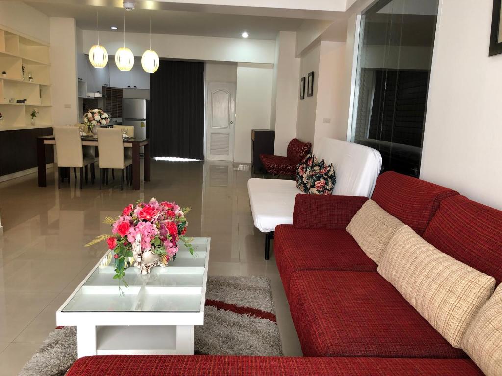 Апартаменты (Апартаменты в пентхаусе), Апарт-отель 14 Place Sukhumvit Suites