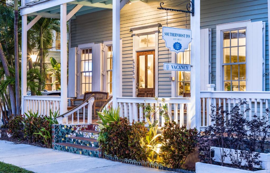 Southernmost Inn Adult Exclusive photo 2