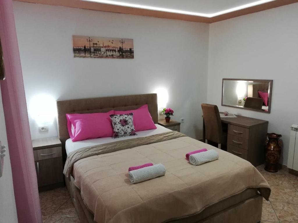 Apartments Familia photo 4