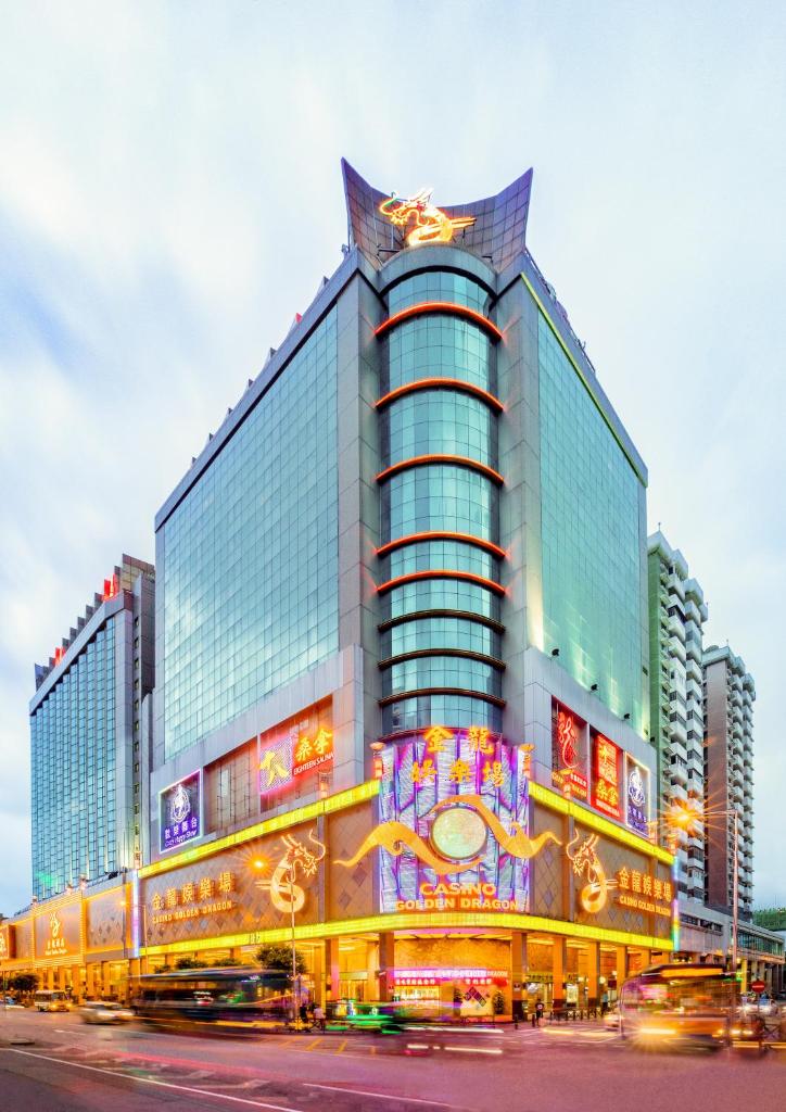 Hotel Golden Dragon photo 1