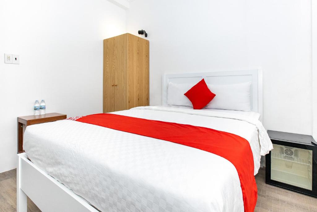 OYO 205 Vivid Boutique Hometel