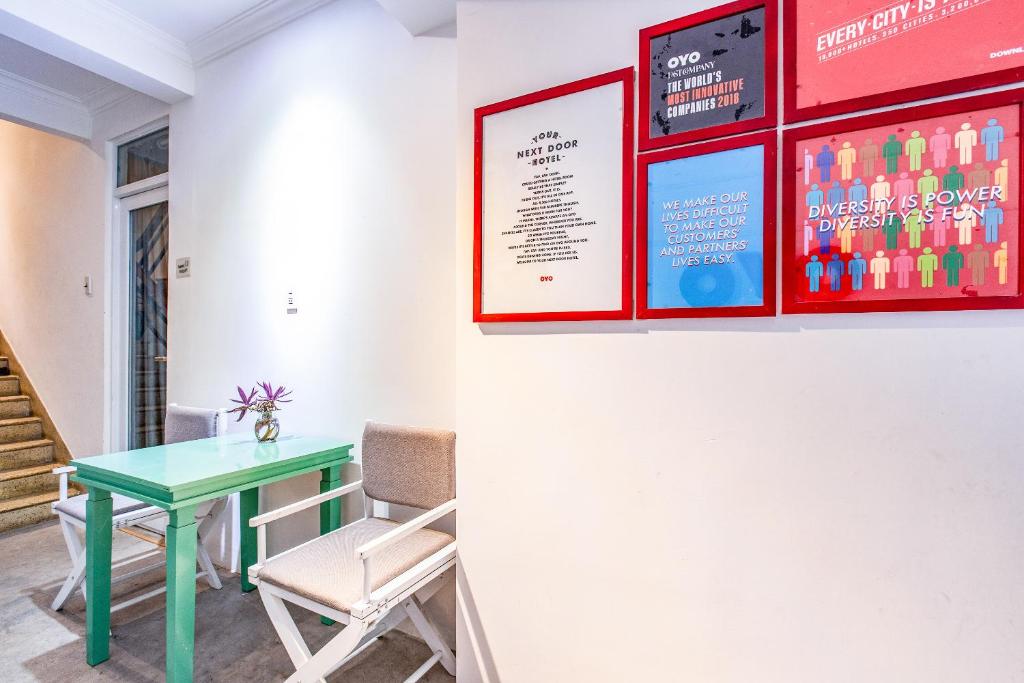 OYO 205 Vivid Boutique Hometel