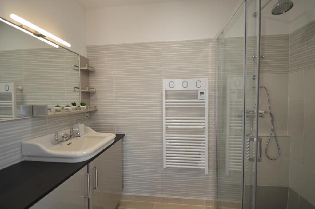 Chambre d'hôtes à TOUL centre ville avec parking privé photo 2