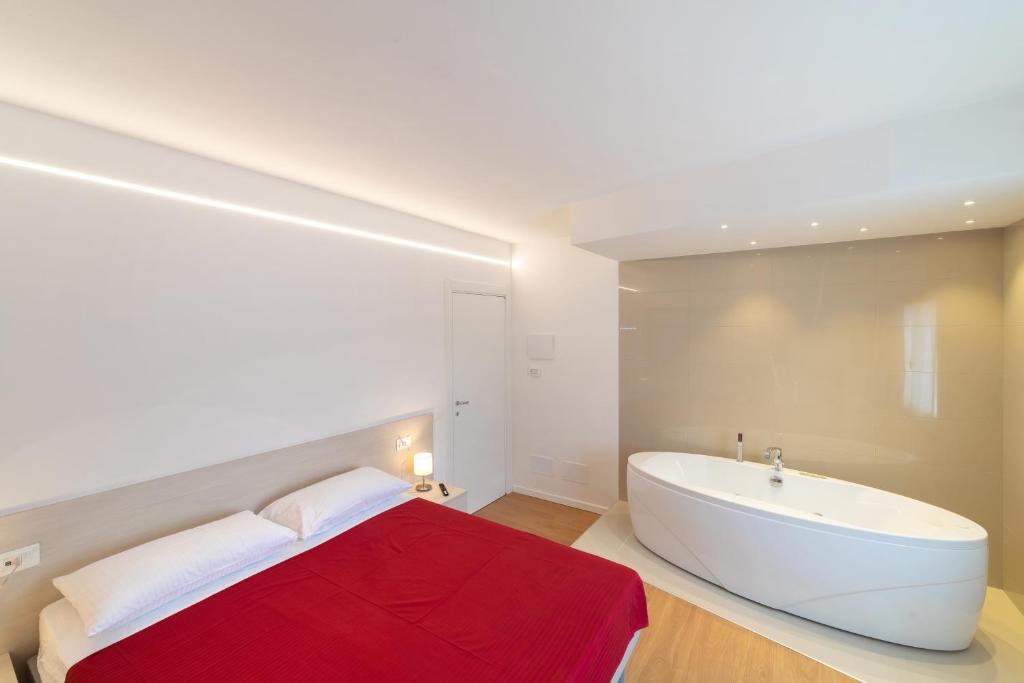Dolomiti Suite photo 4