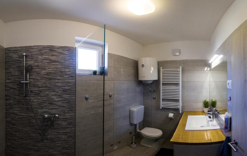 A lovely and cozy room with a breathtaking view photo 4