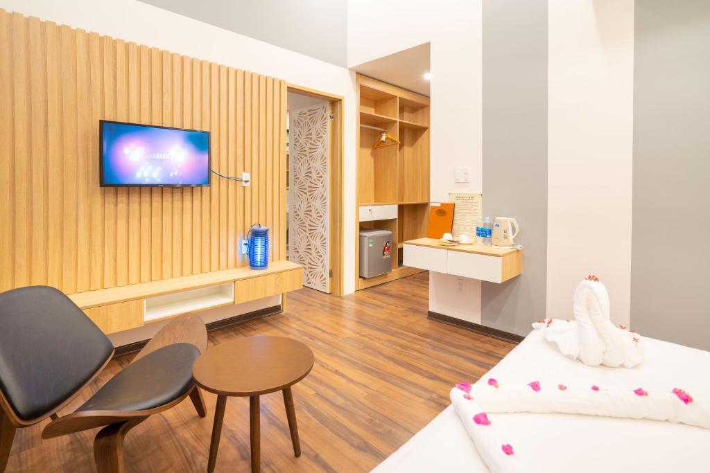 Hoi An Grace River Villa