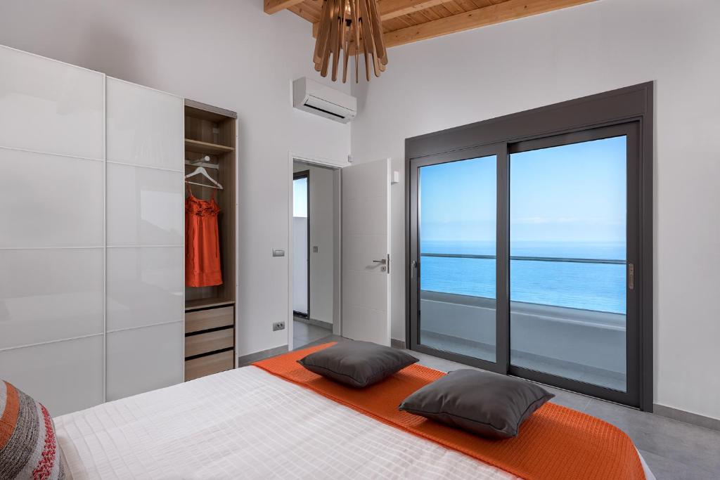 Kathisma Bay Villas - Luxury Villas- Villa Oceanos photo 3