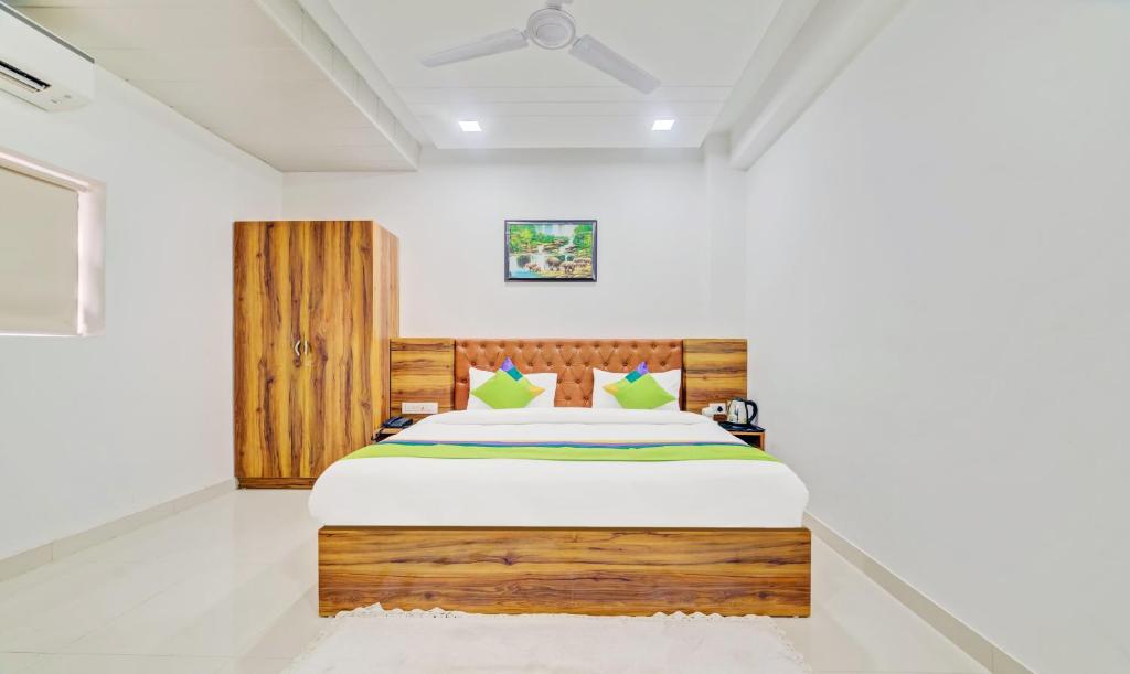 Двухместный (Двухместный номер Делюкс с 1 кроватью), Treebo Trend Nysha Palace