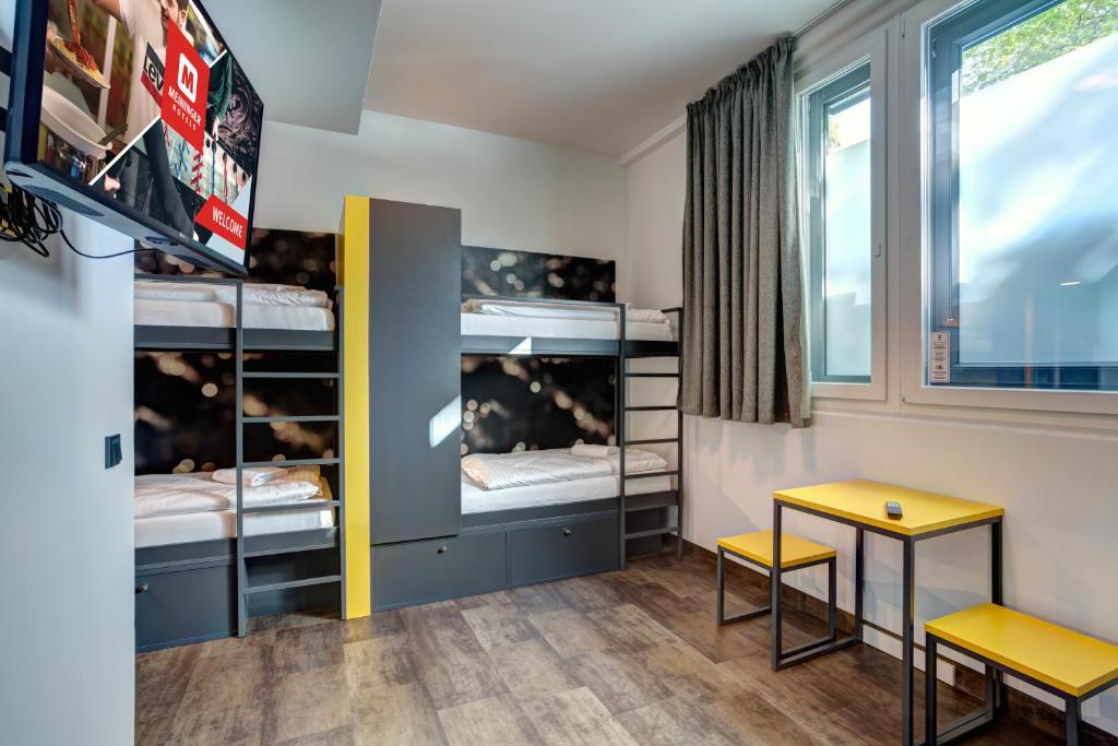 Номер (Кровать в общем 6-местном номере для мужчин и женщин), MEININGER Hotel München Olympiapark