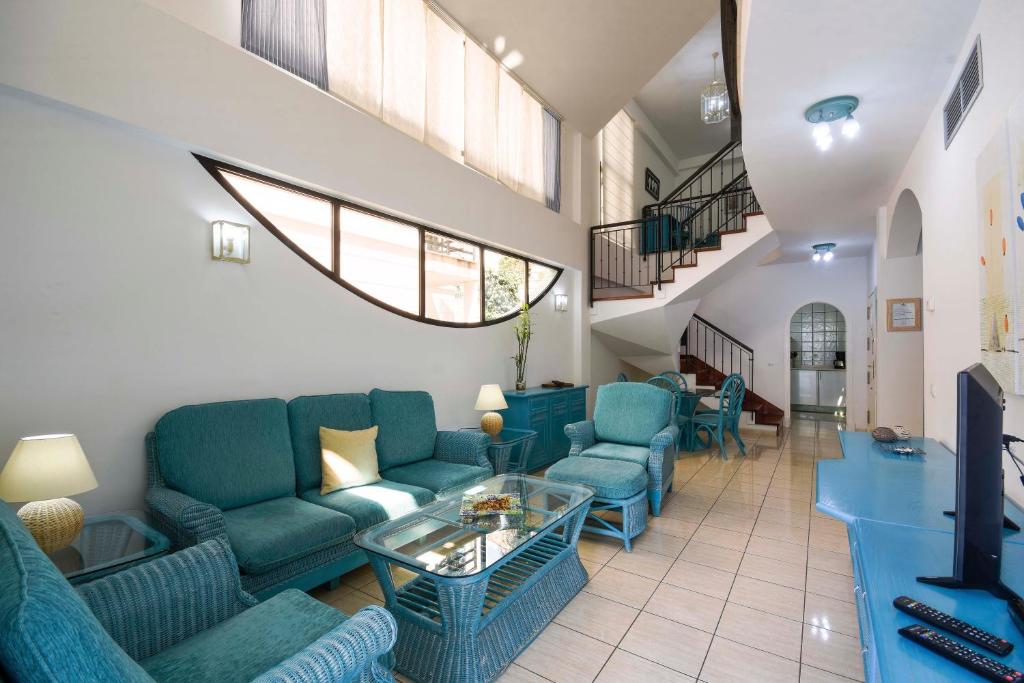 Sunshine Beach Villas photo 1