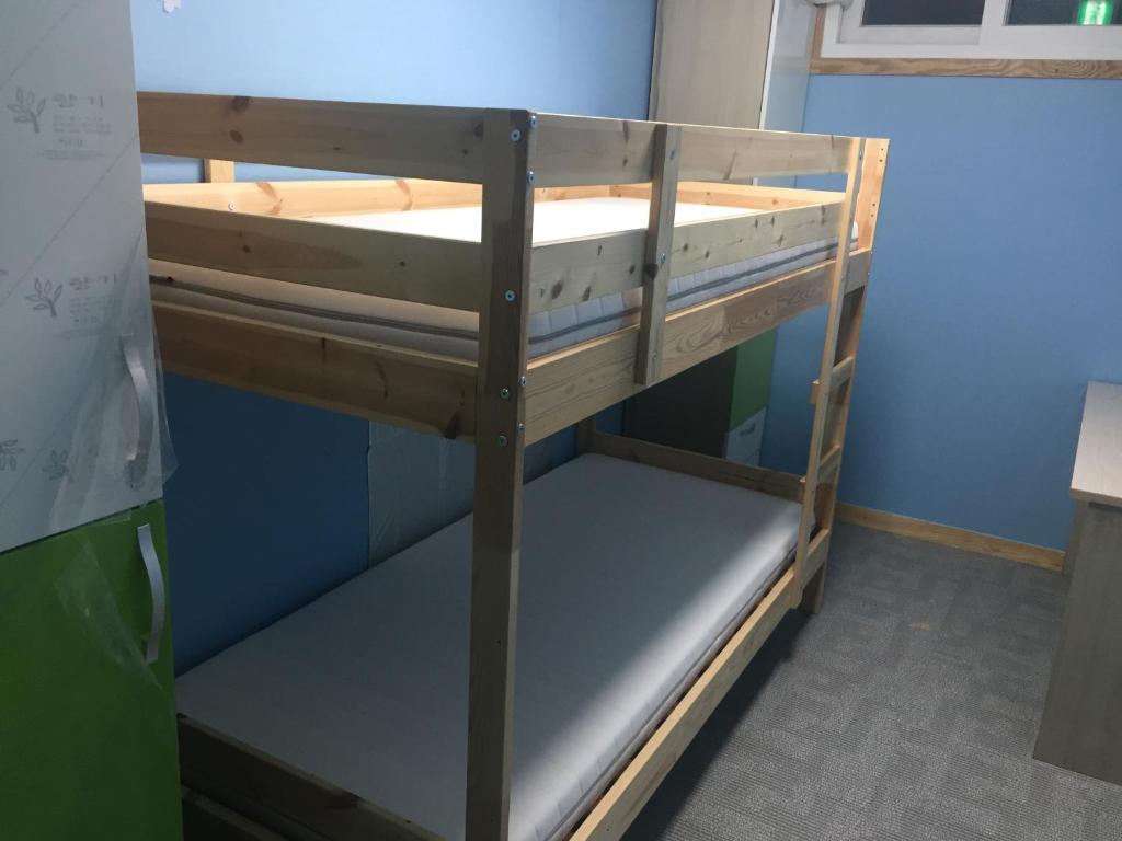 Номер (Общий женский номер), The Core Albergue